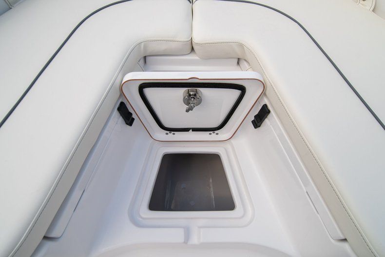 Thumbnail 36 for New 2020 Sportsman Heritage 211 Center Console boat for sale in Miami, FL