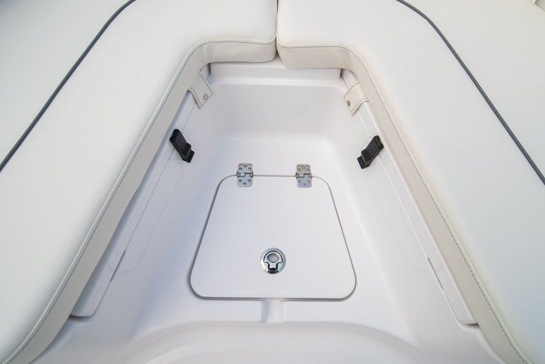 Thumbnail 35 for New 2020 Sportsman Heritage 211 Center Console boat for sale in Miami, FL