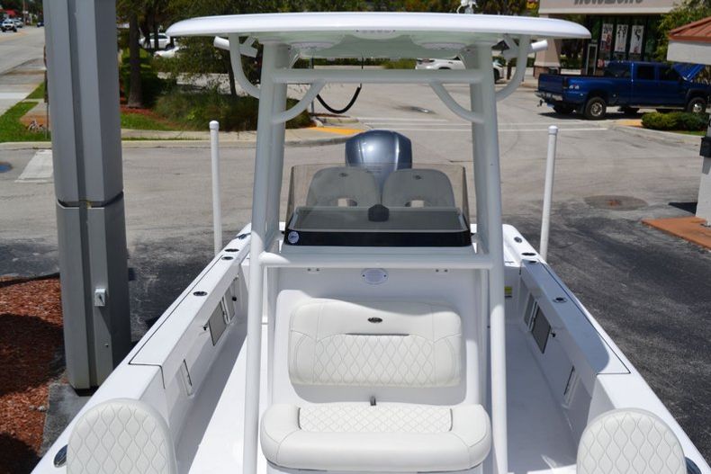 Thumbnail 15 for New 2020 Sportsman Masters 247 Bay Boat boat for sale in Fort Lauderdale, FL