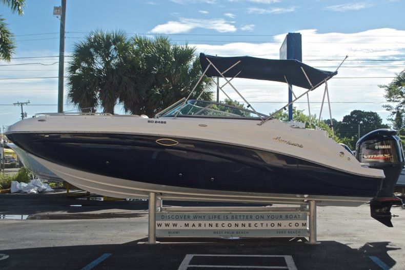 Thumbnail 4 for New 2016 Hurricane SunDeck SD 2486 OB boat for sale in West Palm Beach, FL