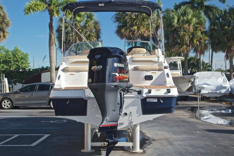 Thumbnail 6 for New 2016 Hurricane SunDeck SD 2486 OB boat for sale in West Palm Beach, FL
