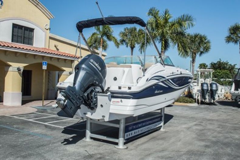 Thumbnail 4 for  2014 Hurricane SunDeck SD 2200 DC OB boat for sale in West Palm Beach, FL