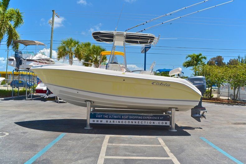 Thumbnail 4 for Used 2004 Cobia 214 Center Console boat for sale in West Palm Beach, FL