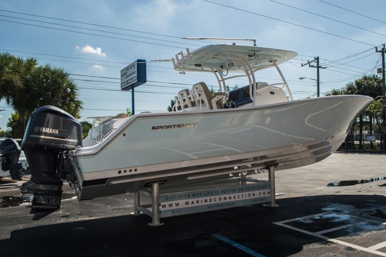 Thumbnail 3 for New 2016 Sportsman Open 312 Center Console boat for sale in Miami, FL