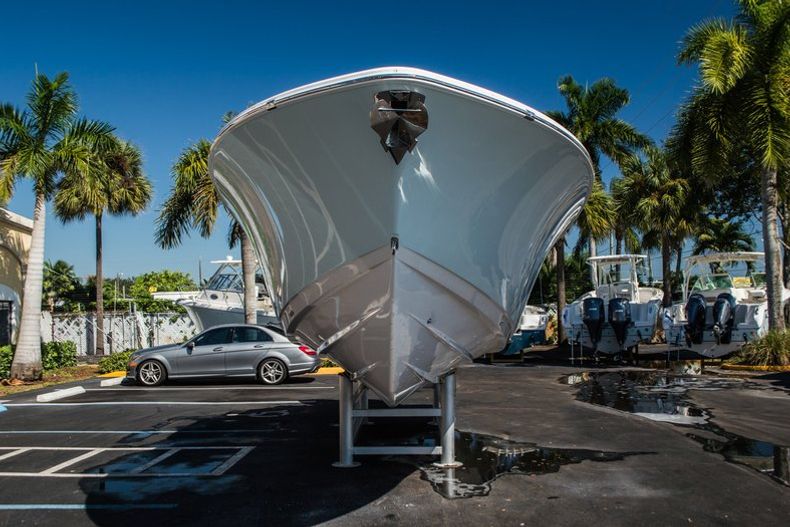 Thumbnail 6 for New 2016 Sportsman Open 312 Center Console boat for sale in Miami, FL