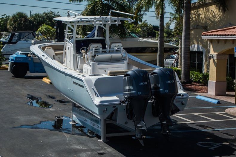 Thumbnail 9 for New 2016 Sportsman Open 312 Center Console boat for sale in Miami, FL