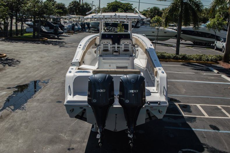 Thumbnail 13 for New 2016 Sportsman Open 312 Center Console boat for sale in Miami, FL