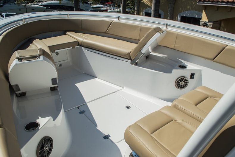Thumbnail 17 for New 2016 Sportsman Open 312 Center Console boat for sale in Miami, FL
