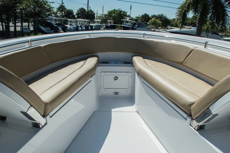 Thumbnail 26 for New 2016 Sportsman Open 312 Center Console boat for sale in Miami, FL