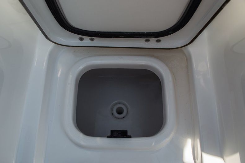 Thumbnail 91 for New 2016 Sportsman Open 312 Center Console boat for sale in Miami, FL