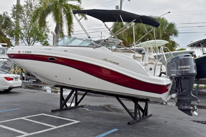 Thumbnail 5 for Used 2016 Hurricane SunDeck SD 2486 OB boat for sale in West Palm Beach, FL
