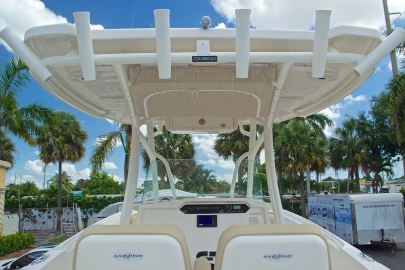Thumbnail 32 for New 2017 Sailfish 290 CC Center Console boat for sale in West Palm Beach, FL