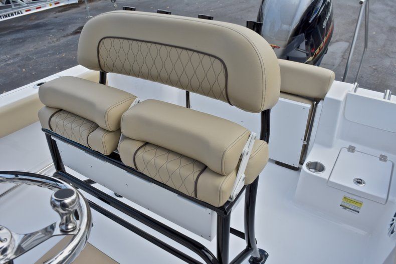 Thumbnail 25 for New 2018 Sportsman Open 212 Center Console boat for sale in Vero Beach, FL