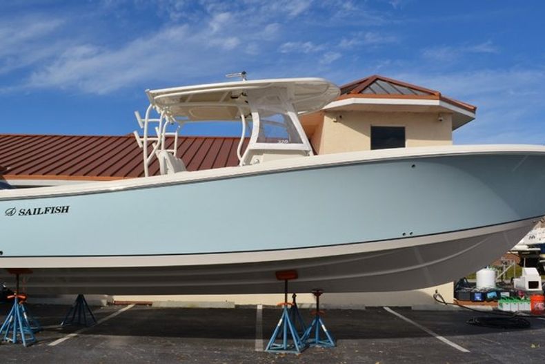 New 2016 Sailfish 320 CC Center Console boat for sale in West Palm Beach, FL