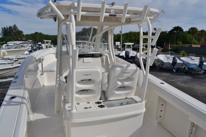 Thumbnail 12 for New 2016 Sailfish 320 CC Center Console boat for sale in West Palm Beach, FL