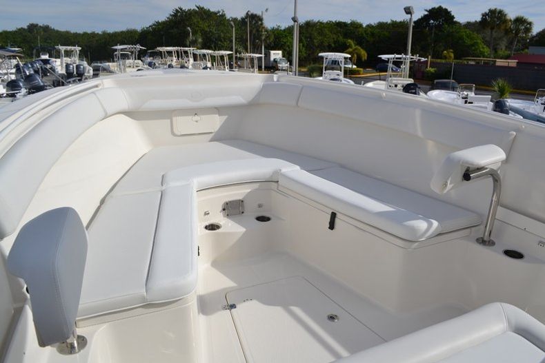 Thumbnail 15 for New 2016 Sailfish 320 CC Center Console boat for sale in West Palm Beach, FL