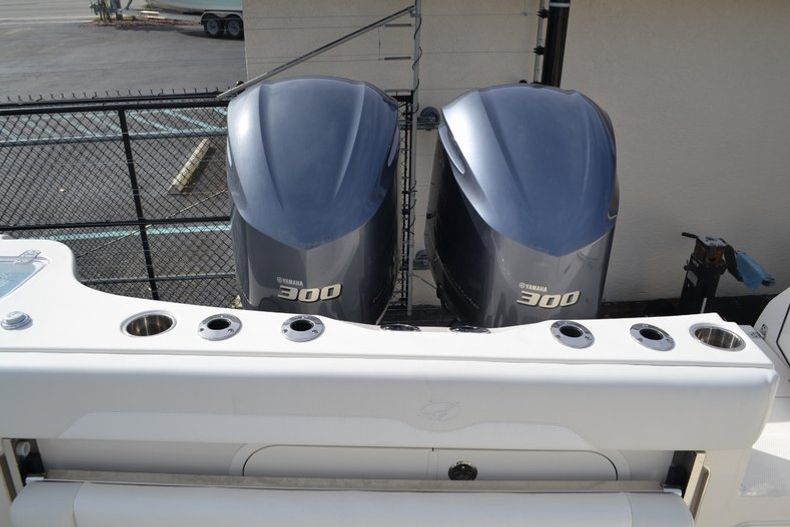 Thumbnail 25 for New 2016 Sailfish 320 CC Center Console boat for sale in West Palm Beach, FL