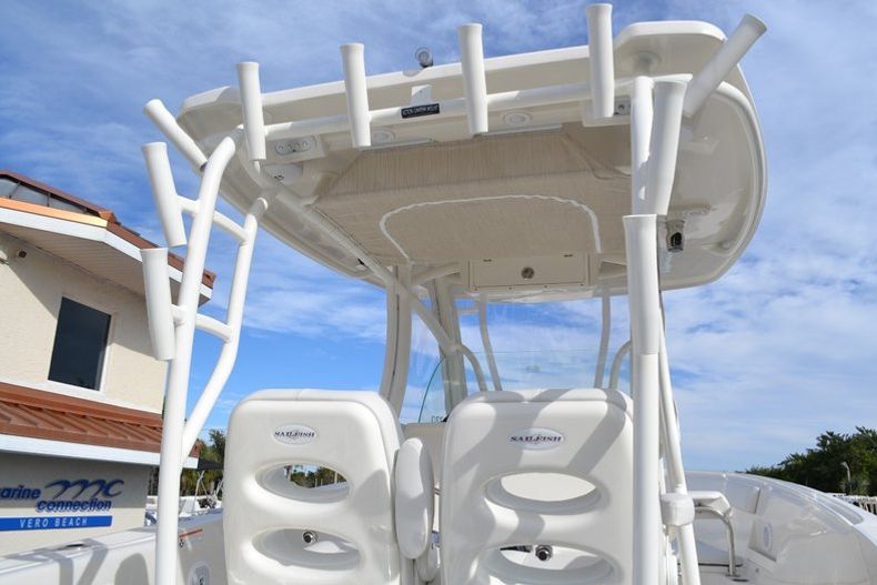 Thumbnail 31 for New 2016 Sailfish 320 CC Center Console boat for sale in West Palm Beach, FL