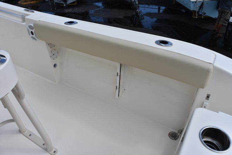 Thumbnail 19 for New 2018 Cobia 220 Center Console boat for sale in West Palm Beach, FL