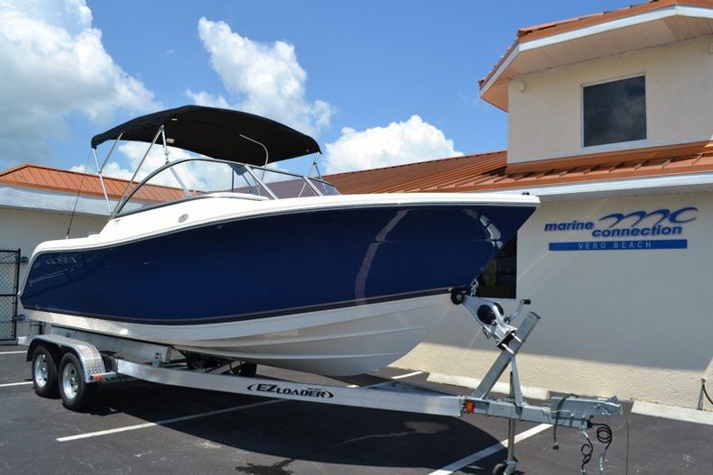 Thumbnail 3 for New 2015 Cobia 220 Dual Console boat for sale in Miami, FL