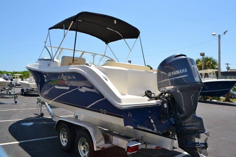 Thumbnail 6 for New 2015 Cobia 220 Dual Console boat for sale in Miami, FL