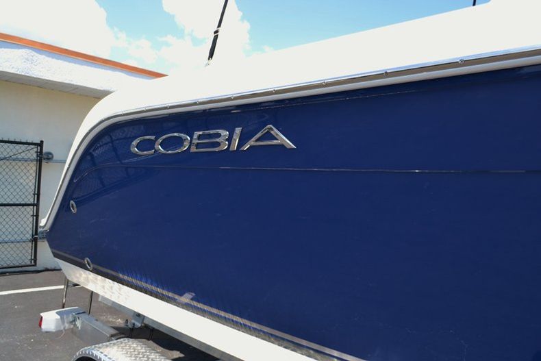 Thumbnail 10 for New 2015 Cobia 220 Dual Console boat for sale in Miami, FL