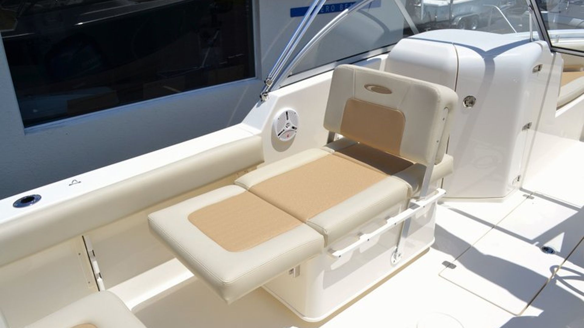 New 2015 Cobia 220 Dual Console #C001 image 22