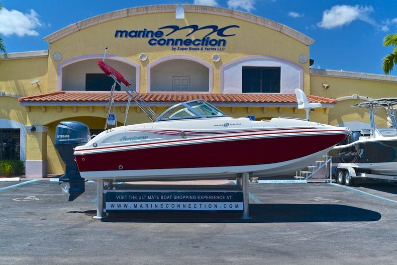 Thumbnail 8 for New 2013 Hurricane SunDeck SD 187 OB boat for sale in West Palm Beach, FL