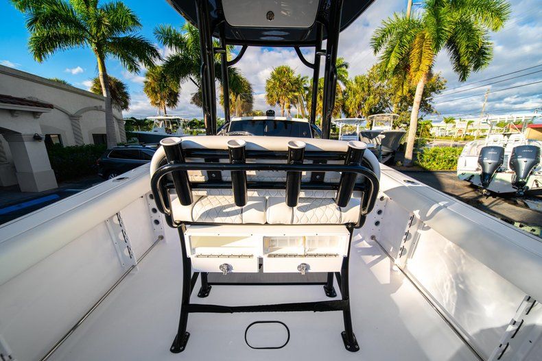 Thumbnail 18 for New 2020 Sportsman Open 232 Center Console boat for sale in West Palm Beach, FL