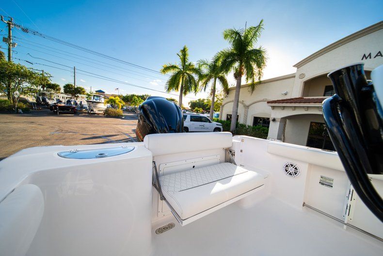 Thumbnail 10 for New 2020 Sportsman Open 232 Center Console boat for sale in West Palm Beach, FL