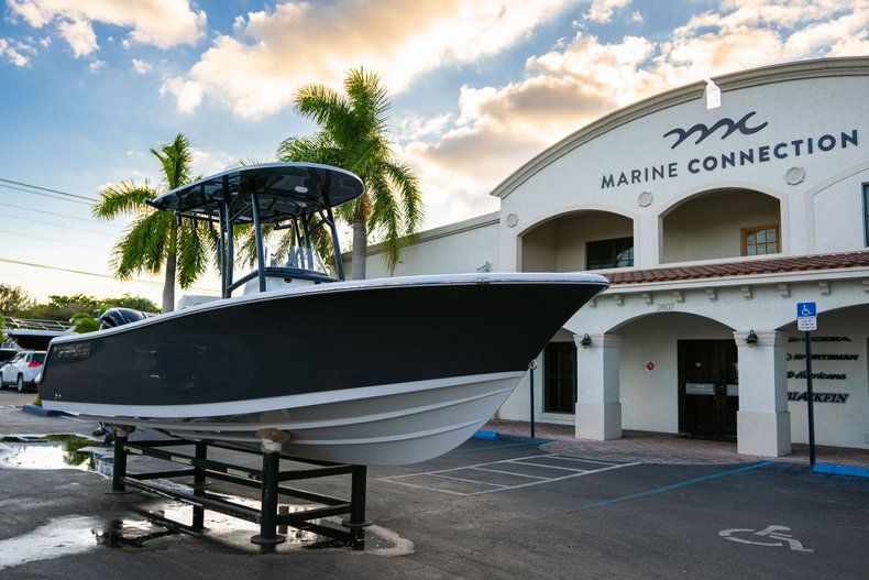 Thumbnail 1 for New 2020 Sportsman Open 232 Center Console boat for sale in West Palm Beach, FL