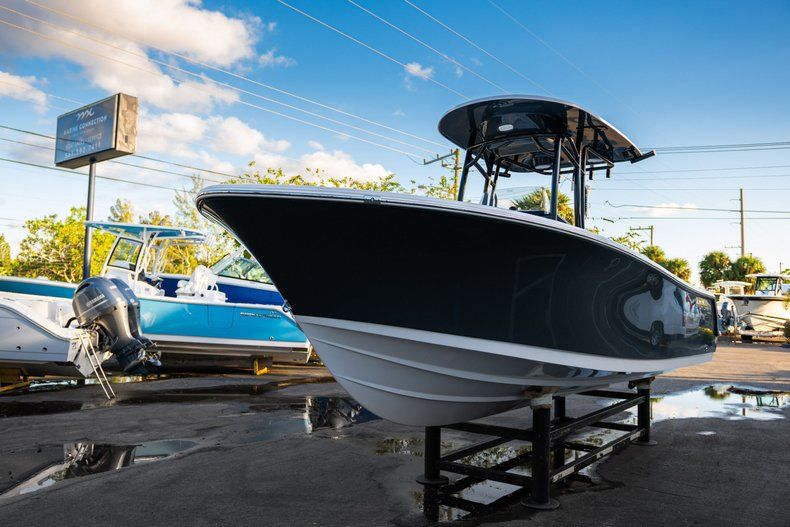 Thumbnail 3 for New 2020 Sportsman Open 232 Center Console boat for sale in West Palm Beach, FL