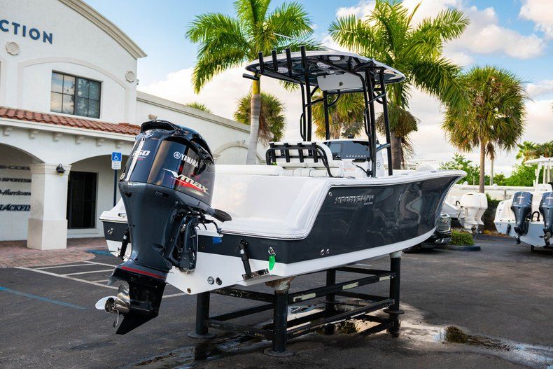 Thumbnail 7 for New 2020 Sportsman Open 232 Center Console boat for sale in West Palm Beach, FL