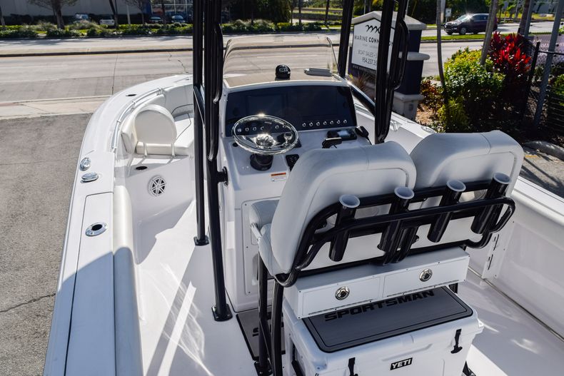 Thumbnail 13 for New 2020 Sportsman Open 232 Center Console boat for sale in Vero Beach, FL