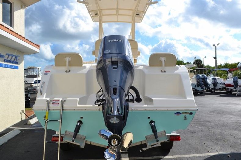 Thumbnail 5 for New 2015 Cobia 217 Center Console boat for sale in Vero Beach, FL