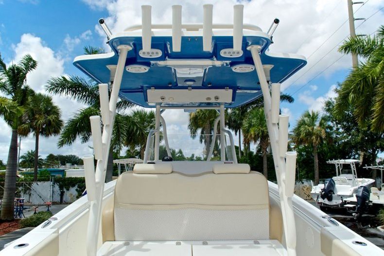 Thumbnail 27 for New 2014 Cobia 296 Center Console boat for sale in West Palm Beach, FL