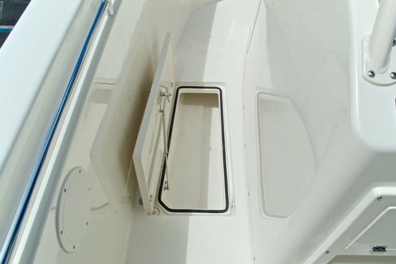 Thumbnail 75 for New 2014 Cobia 296 Center Console boat for sale in West Palm Beach, FL