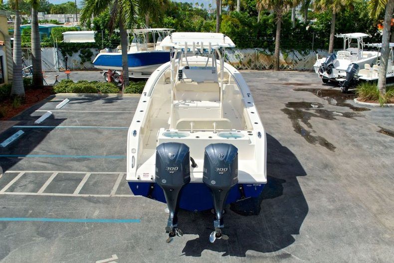 Thumbnail 111 for New 2014 Cobia 296 Center Console boat for sale in West Palm Beach, FL