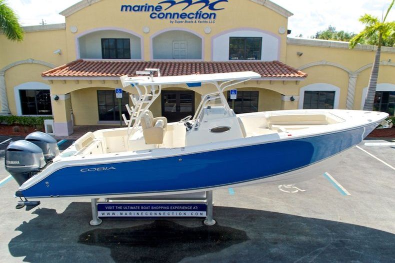 Thumbnail 113 for New 2014 Cobia 296 Center Console boat for sale in West Palm Beach, FL