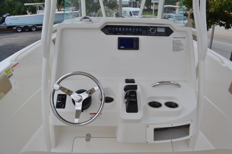 Thumbnail 9 for New 2017 Sailfish 240 CC Center Console boat for sale in Vero Beach, FL