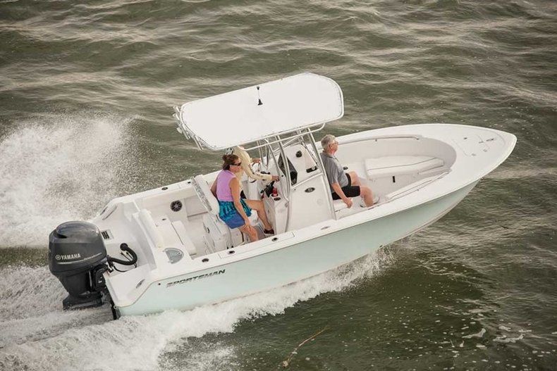 Photo for 2016 Sportsman Open 212 Center Console