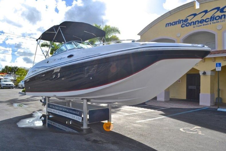 Thumbnail 1 for New 2013 Hurricane SunDeck SD 2700 OB boat for sale in West Palm Beach, FL