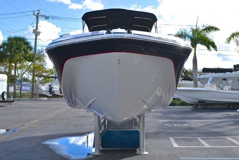 Thumbnail 2 for New 2013 Hurricane SunDeck SD 2700 OB boat for sale in West Palm Beach, FL