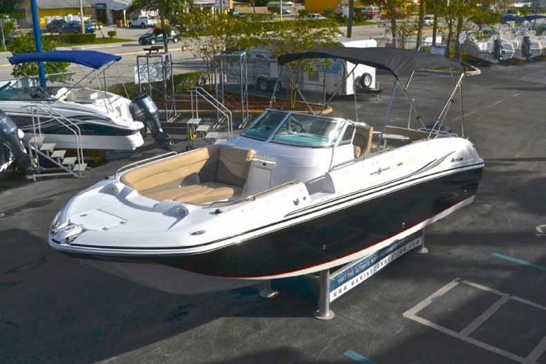 Thumbnail 99 for New 2013 Hurricane SunDeck SD 2700 OB boat for sale in West Palm Beach, FL