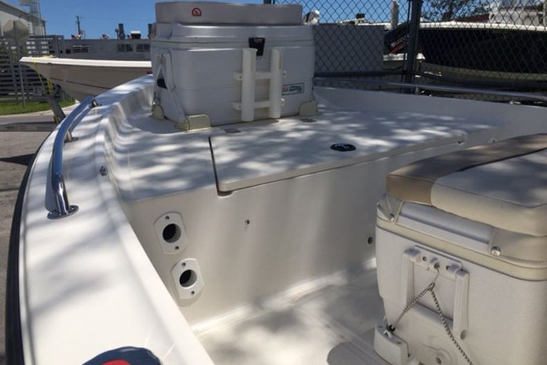 Thumbnail 11 for Used 2014 Key West 1520 Sportsman Center Console boat for sale in Miami, FL