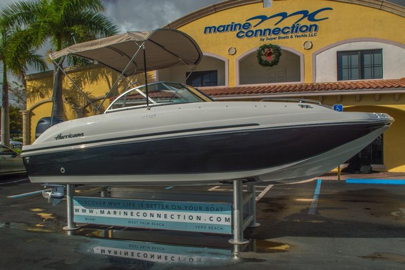 Thumbnail 1 for New 2016 Hurricane SunDeck SD 187 OB boat for sale in Vero Beach, FL