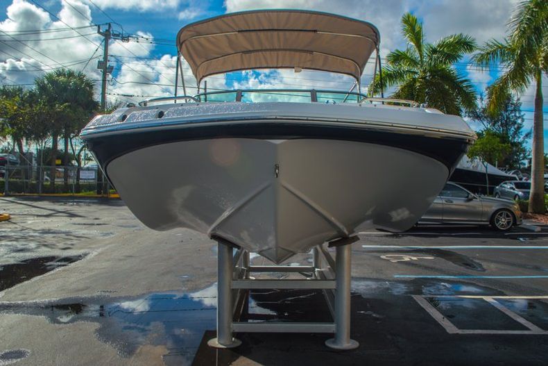 Thumbnail 2 for New 2016 Hurricane SunDeck SD 187 OB boat for sale in Vero Beach, FL