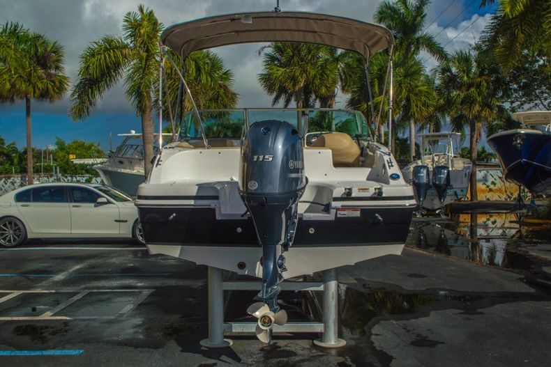 Thumbnail 6 for New 2016 Hurricane SunDeck SD 187 OB boat for sale in Vero Beach, FL