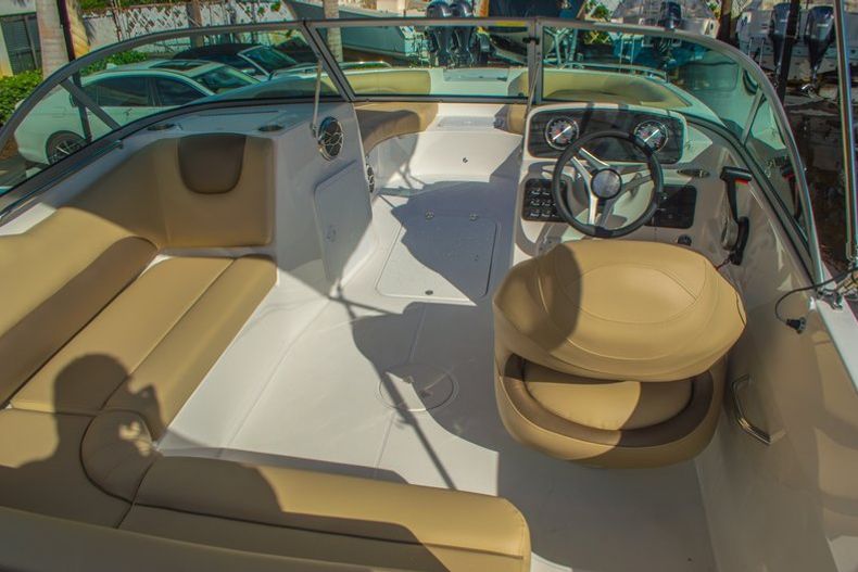 Thumbnail 12 for New 2016 Hurricane SunDeck SD 187 OB boat for sale in Vero Beach, FL