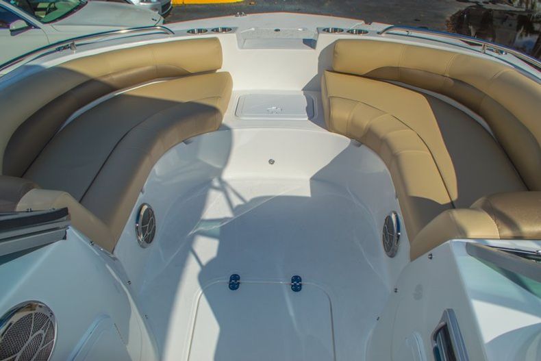 Thumbnail 35 for New 2016 Hurricane SunDeck SD 187 OB boat for sale in Vero Beach, FL